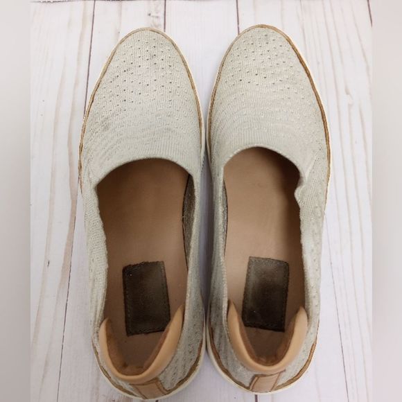 UGG Sammy Chevron Metallic Knit Slip-on Sneakers in Oyster Beige, size 8 - Picture 8 of 16